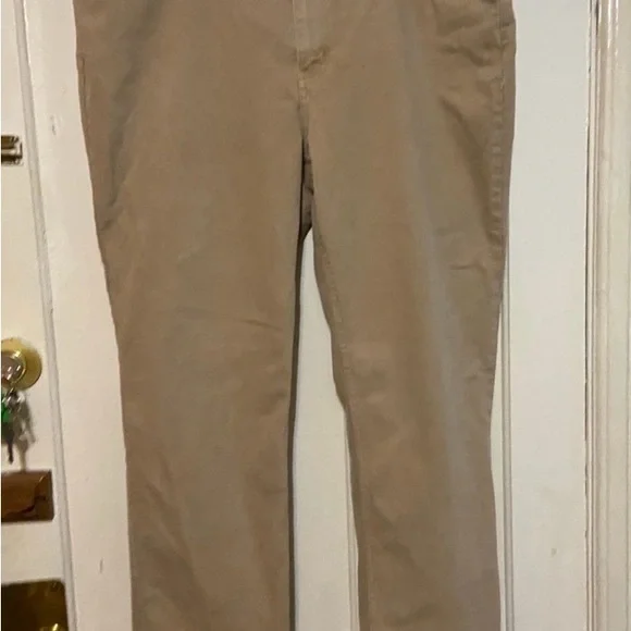 L.L.Bean 1912 classic fit khaki men’s jeans 40X29 - Picture 2 of 7